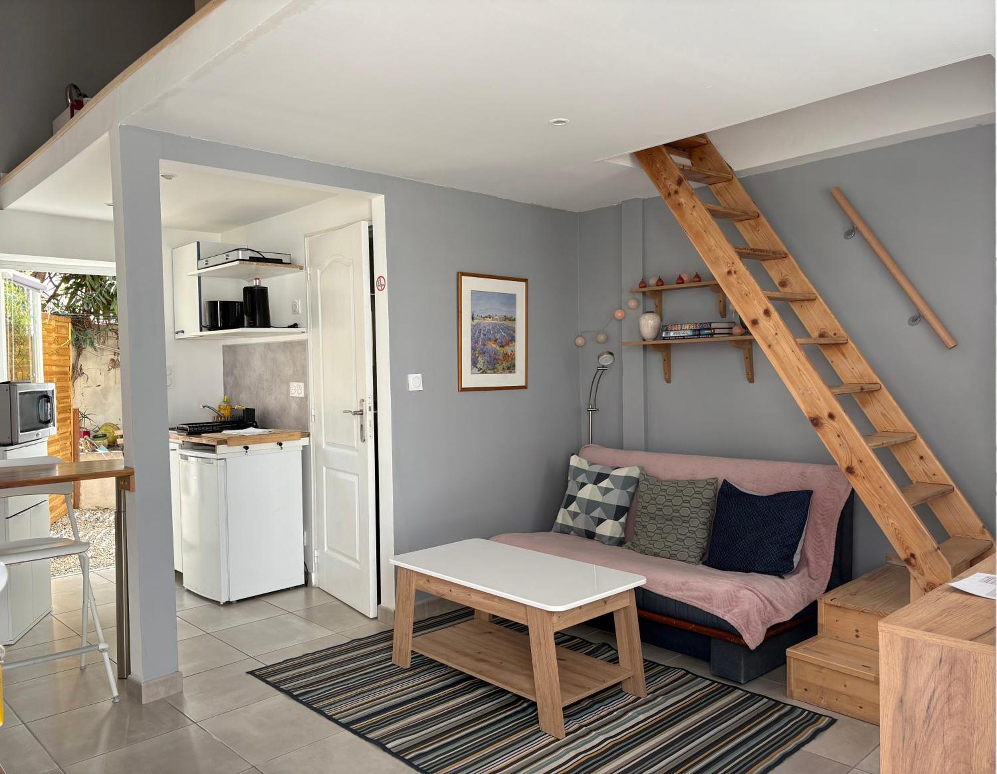 Appartement Petite Maison Chaleureuse En Quasi Centre